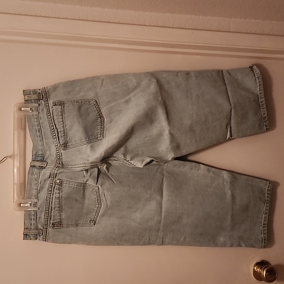 Faded Glory Blue Capri Pants - Picture 2 of 3